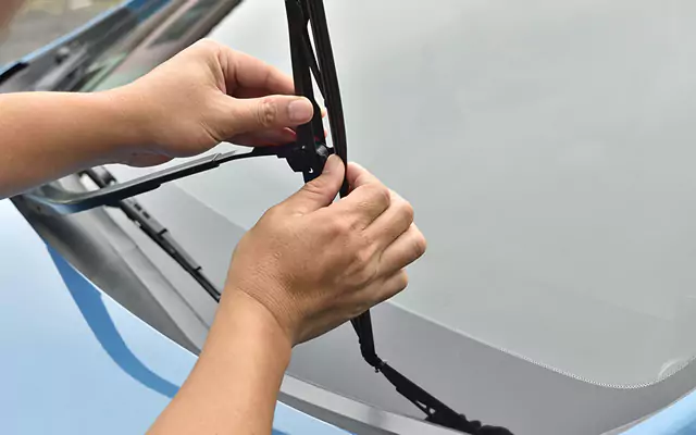 How to Install Wiper Blades How to Install Wiper Blades